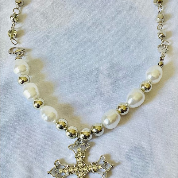 ❤️🙏Beautiful Pearlstone Fashion necklace very delicate light for woman - Picture 4 of 6